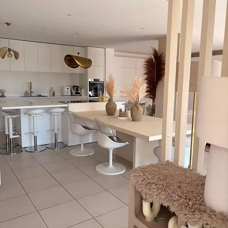 Villa Aigues-Mortes Vila